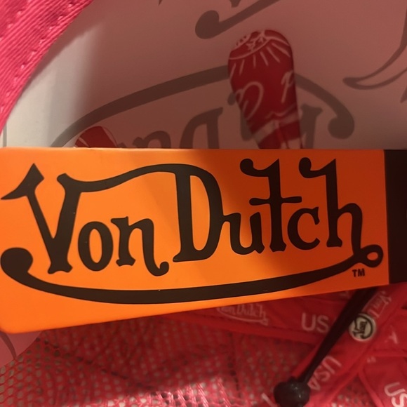 Von Dutch Hollywood Patch Pink VELVET Trucker Hat | Adjustable/Snapback |NEW/NWT